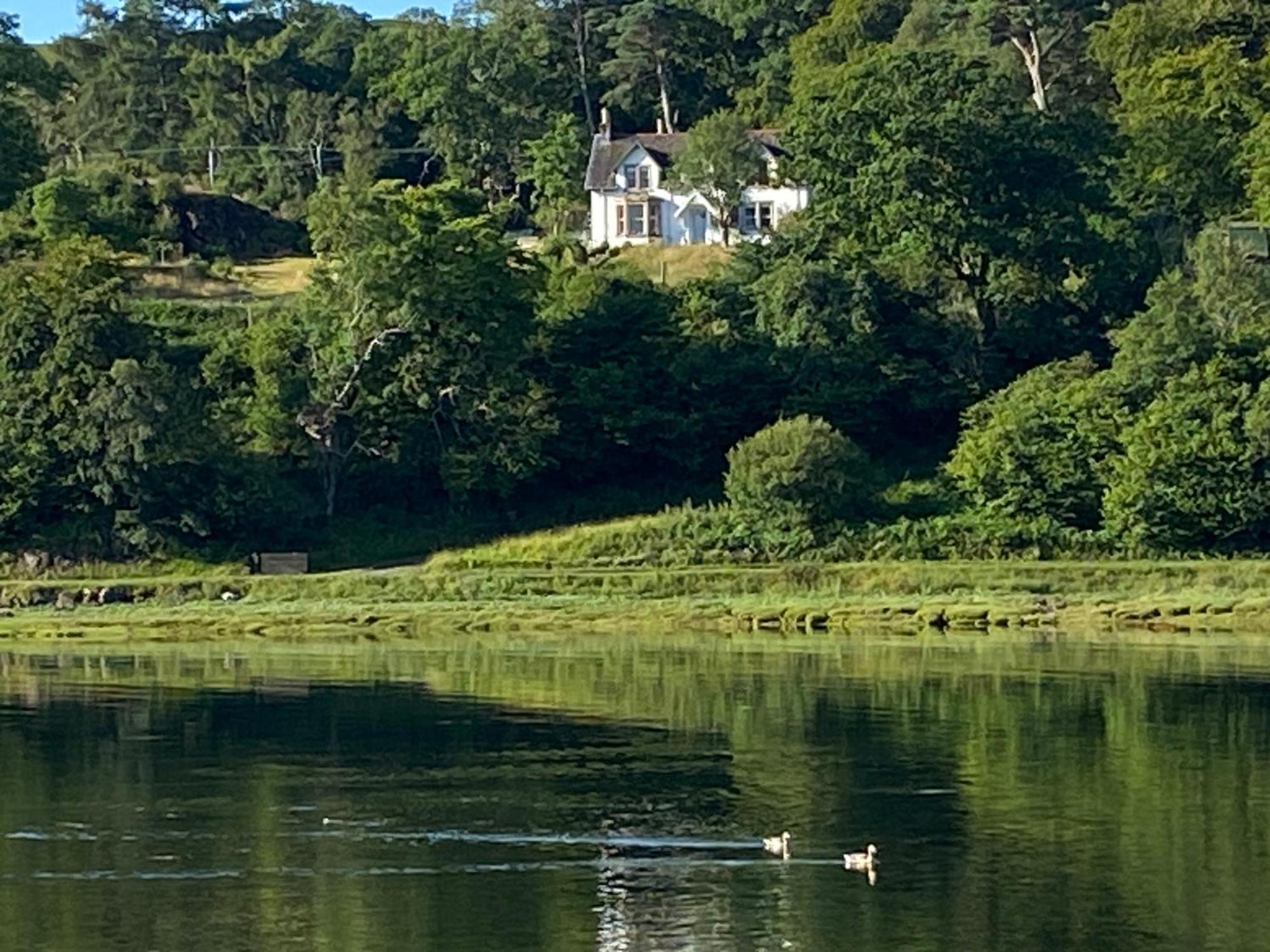 Glenaros Lodge Salen  エクステリア 写真